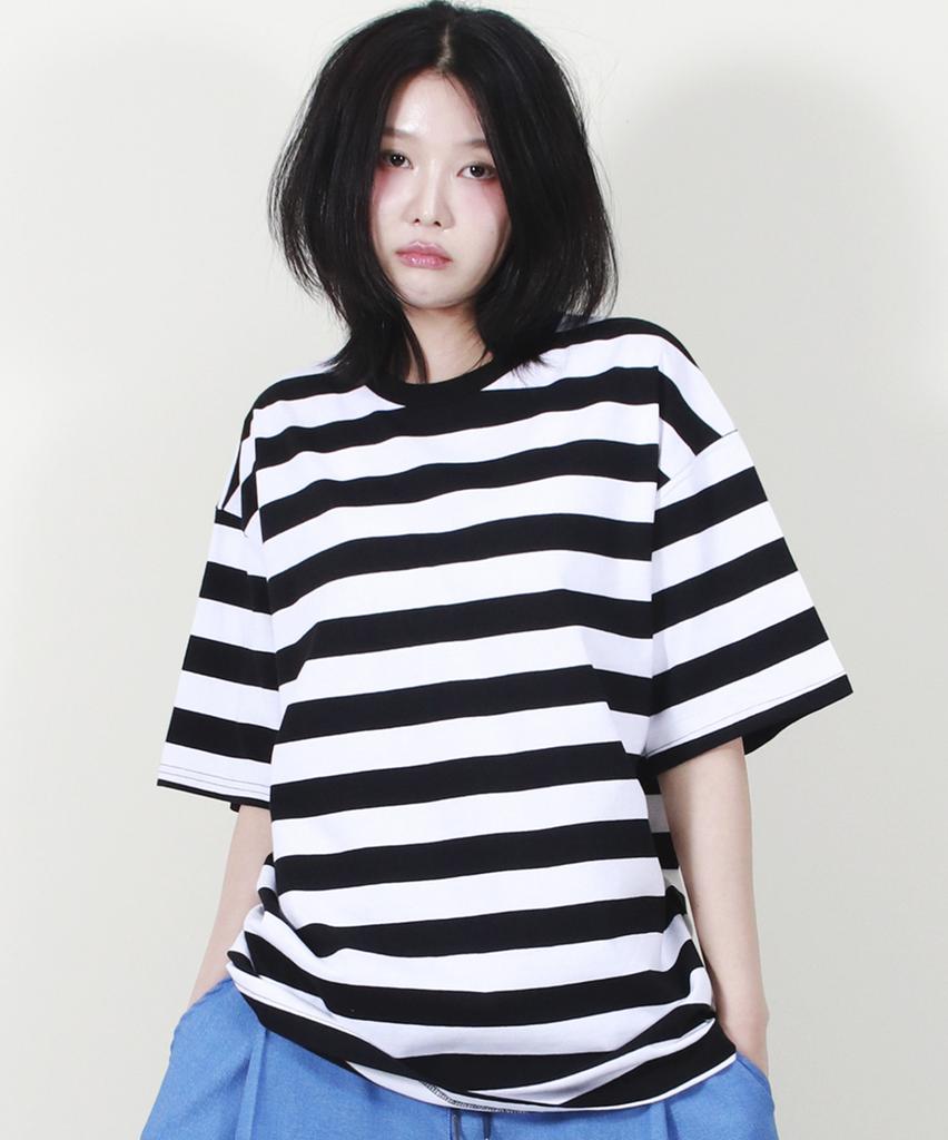Deumakeu Bold Stripe Oversized Short Sleeve T-Shirt Black