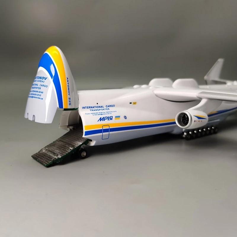 1:200 Antonov An-225 Aerolíneas de Transporte Modelo de Avión 42CM Resina Plástico Fundición a Presión Avión an225 Para Decoración de Hogar Oficina