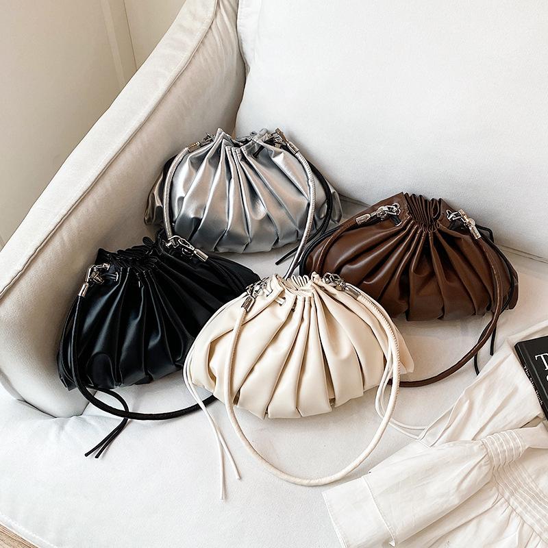 Luxury Shoulder Bag For Women Brand Designer Handbag And Purse 2025 New Striped Pleated Bucket Bag Fashion Clutch Bag
