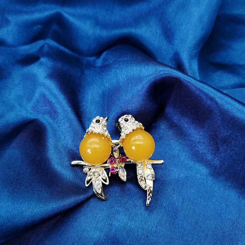 Brooch High-End Sense Niche Small Fragrant Corsage Retro Temperament High-End Pin Exquisite Accessories Versatile