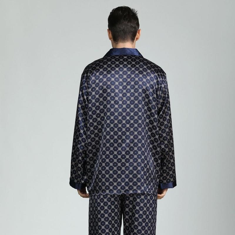 2026 New  Men's Long Sleeve Silk Satin Classic Printed Pajama Set Luxury Silky Pajamas Sleepwear Set