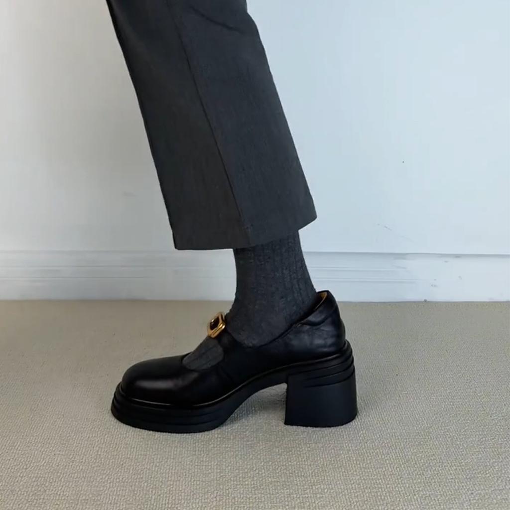 Małe uniwersalne buty na podwyższeniu dla dojeżdżających pojedyncze buty damskie retro słowo z grubą podeszwą okrągły nosek małe skórzane buty