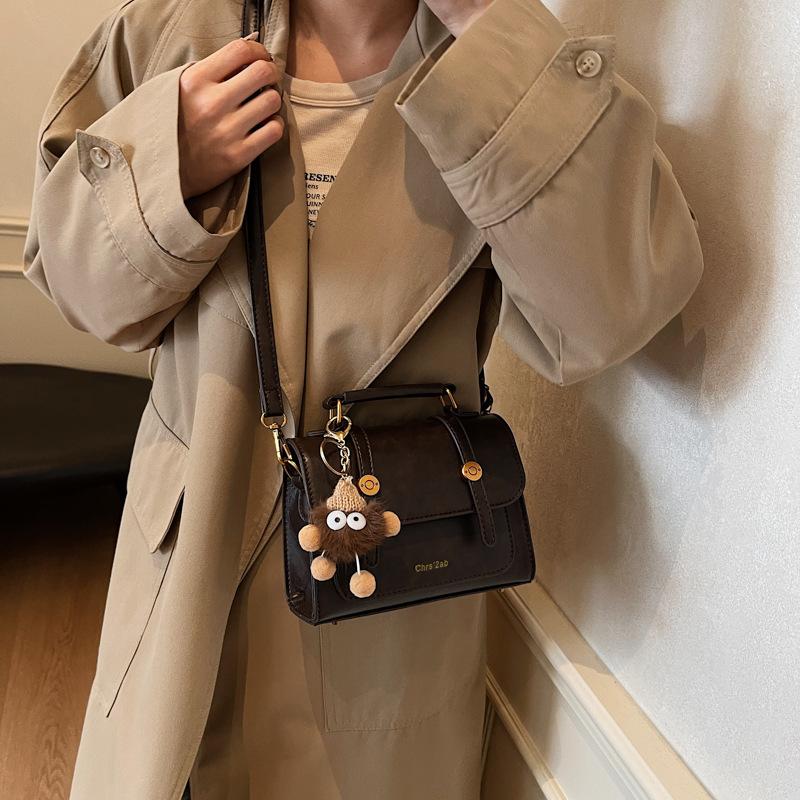 Premium Retro Handbag Bag Women'S Winter Popular Versatile Commuter Shoulder Bag Crossbody Small Square Bag