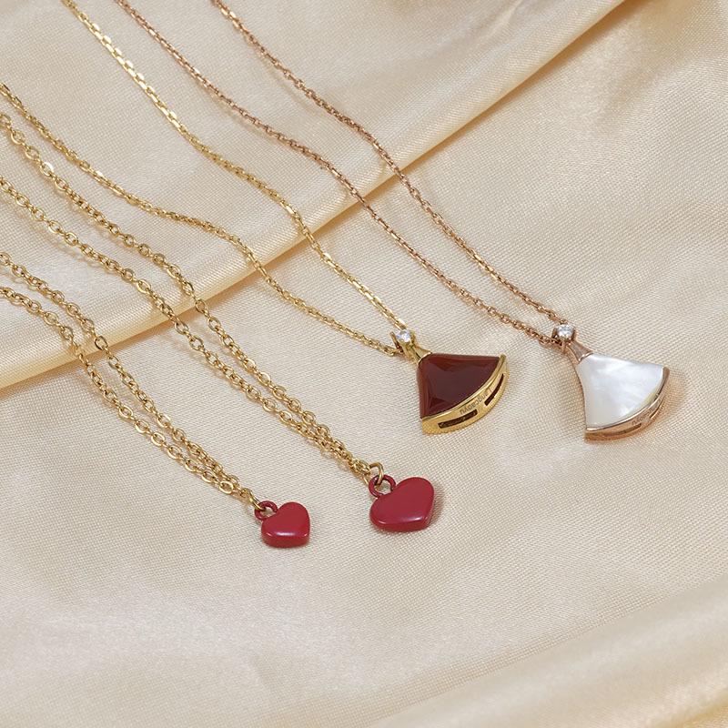 

18K Gold Dress Necklace: Mother-of-Pearl & Rose Gold Fan-Shaped Chalcedony Pendant with Red Heart on Clavicle Chain