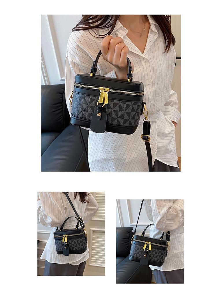 2025 Korean Style Printed Letter Women's Crossbody Bucket Bag - Spring Fashion