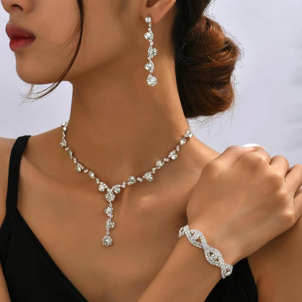 Luxury Bridal Jewelry Set: Sparkling Diamond Necklace, Earrings, and Bracelet - European and American Style