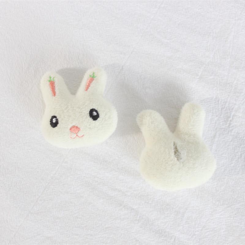 Adorable White Bunny Carrot Brooch - Cute Plush Rabbit Accessory for Bags, Hats, and Clothes