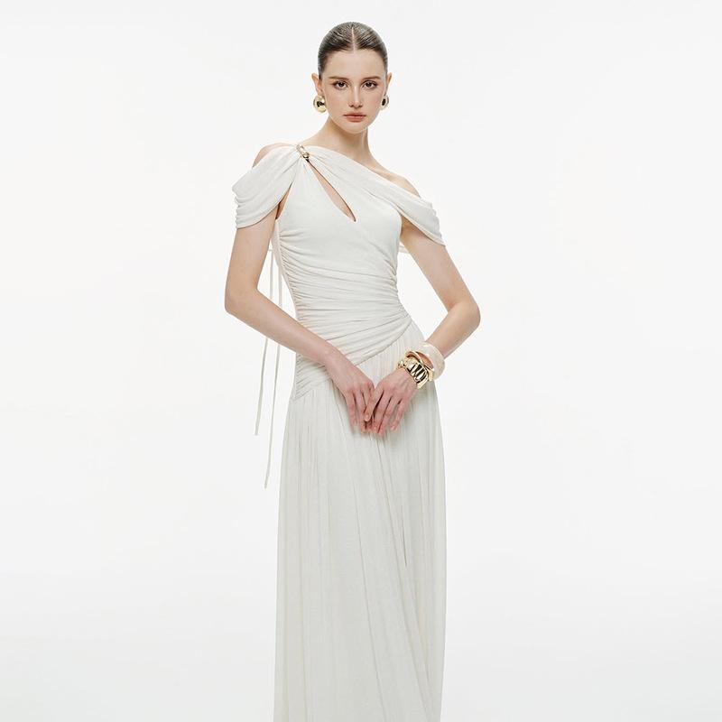 European and American new French gentle wind diagonal collar off-the-shoulder dress women's waist and thin high-end dress