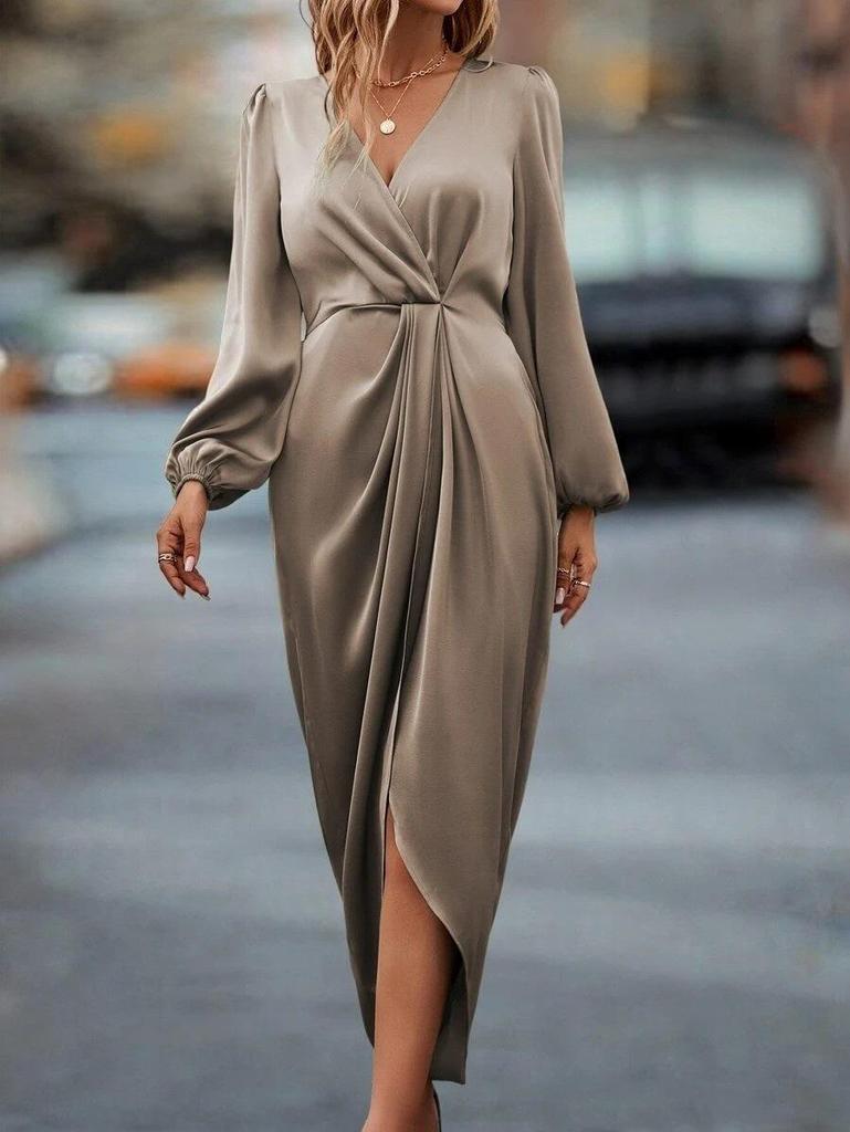 Damen Satin Laternenärmel Kleid: Frühling/Sommer Schlitz Unregelmäßiges Langes Kleid.