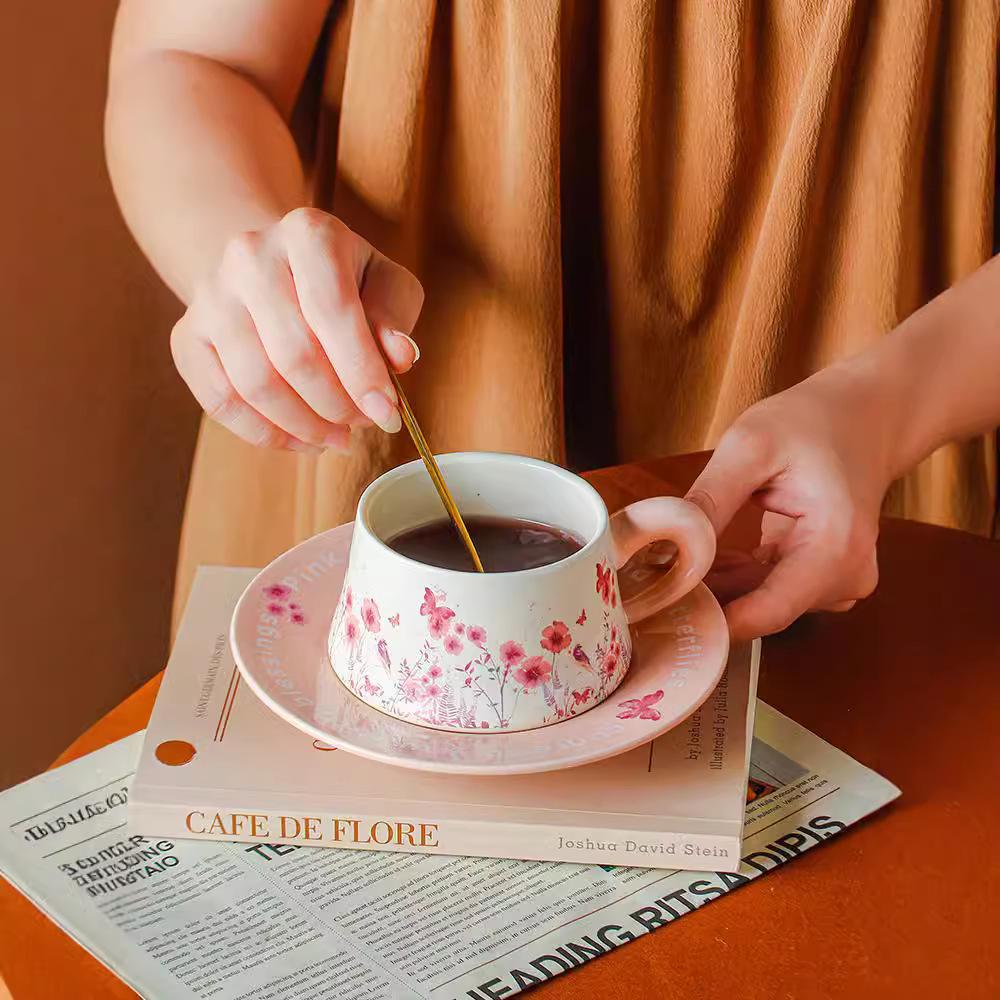 Retro Flower Souvenir Cup Birthday Gift Girls Practical Gift High-Value Coffee Cup Saucer High-End Gift Box