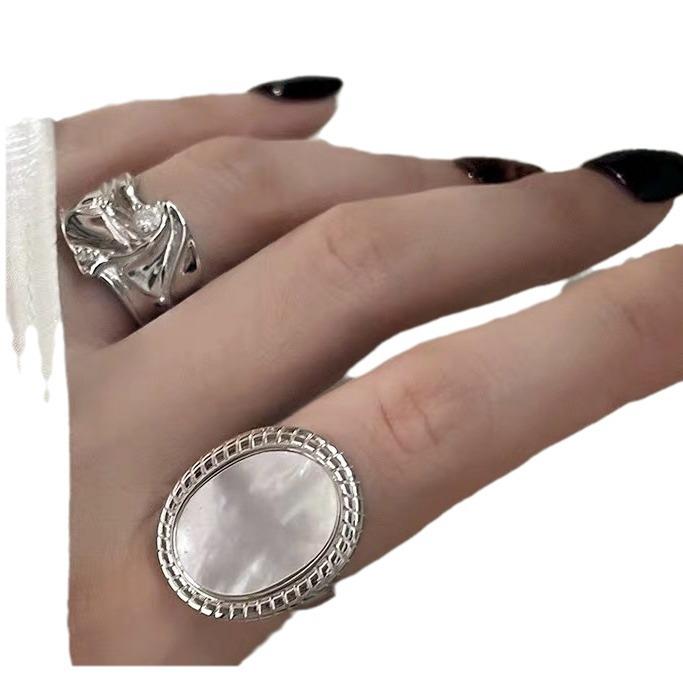 Bague Ovale Coréenne en Argent Plaqué Cuivre avec Nacre - Bague Ouverte Irrégulière Géométrique Rétro pour Femmes, Accessoire d'Index Style Hip-Hop