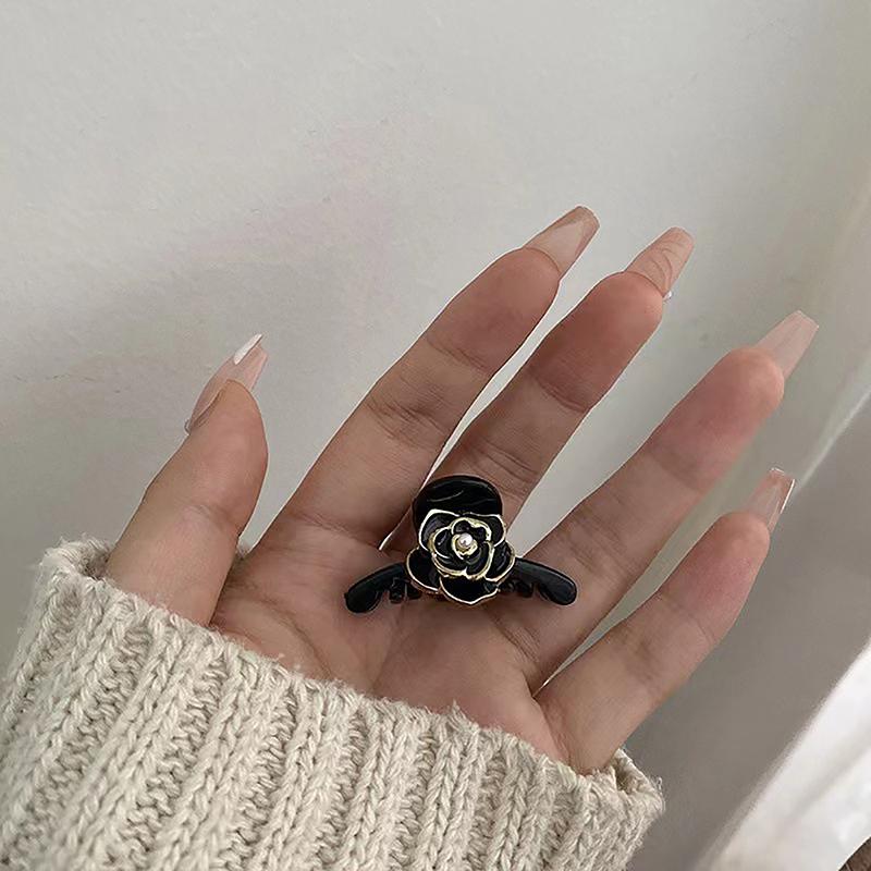 Lovely Flower Vintage Small Hair Claws For Women Girls Retro Dripping Oil Camellia Hairpin Hair Accessories Headwear Ornament