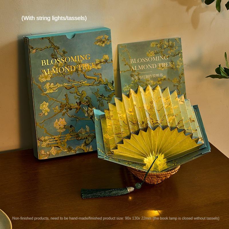 

Китайская веерная книжная лампа Стеклянная бусина Лампа Древний стиль Искусство Каллиграфия Известные картины DIY Ручная работа Настольное украшение