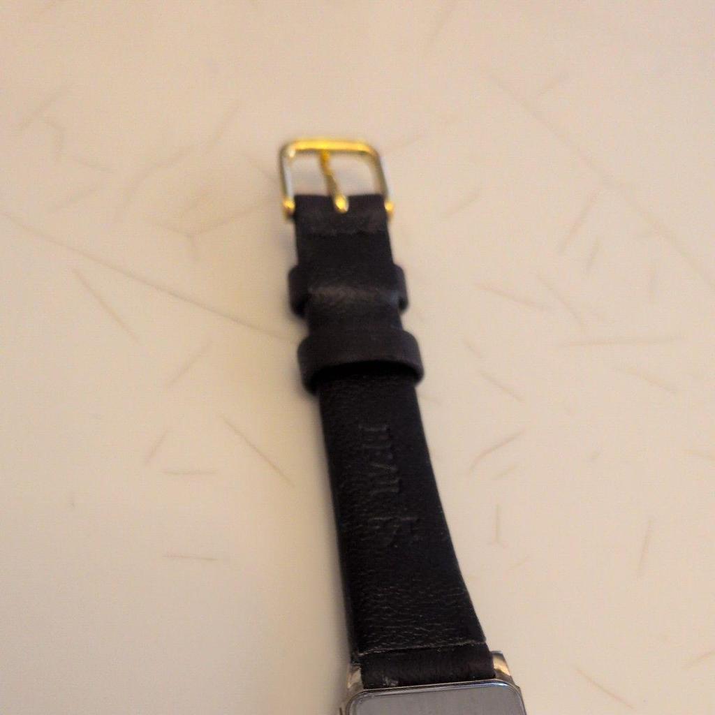 Used CITIZEN EXCEED Square Quartz Ladies Watch
