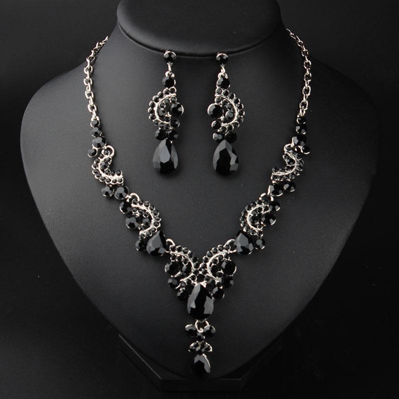 Versatile Crystal Clavicle Necklace Earrings Set Simple Dress Women'S Jewelry
