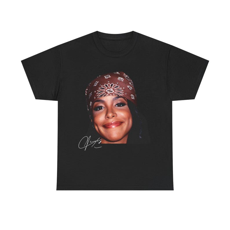 

2026 Summer Fashion Trendy Tee Unisex Women Vintage Top Classic Aaliyah Unisex Tshirt Music Rnb Singer Rapper Shirt Gift for Fan S