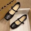 Square head shallow mouth French single shoes new retro flat bottom with skirt evening breeze gentle Mary Jane small leather shoes