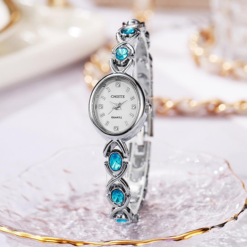 

Bracelet Watch Minimally Casual Quartz Wristwatch for Women Oval Dial Gift Watches срібний