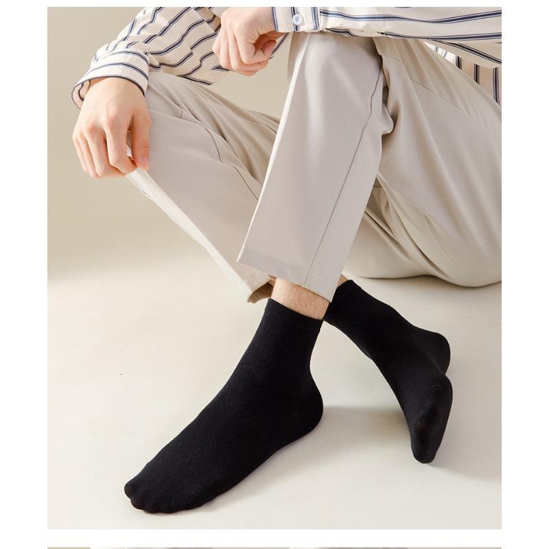 

Мужские весенне-осенние влагопоглощающие однотонные деловые носки-гольфы из хлопка 1 pair чёрный