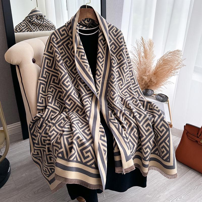 Winter new women's luxury brand cashmere scarf thick warm shawl scarf plaid jacquard soft women's shawl Bufanda shawl scarf