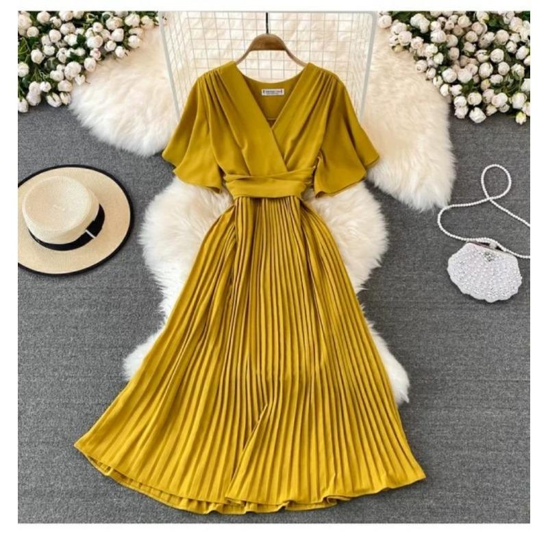 Summer new V-neck short-sleeved dress over the knee slim-fitting pleated temperament lady waist lace-up big pendulum mid-length dress