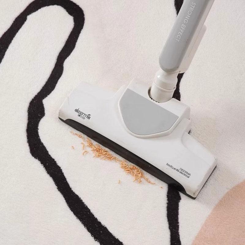 Cartoon Fine Plush Circular Carpet Thick Anti-Slip Floor Mat for Living Room Bedside Easy To Clean Wear-Resistant Floor Covering