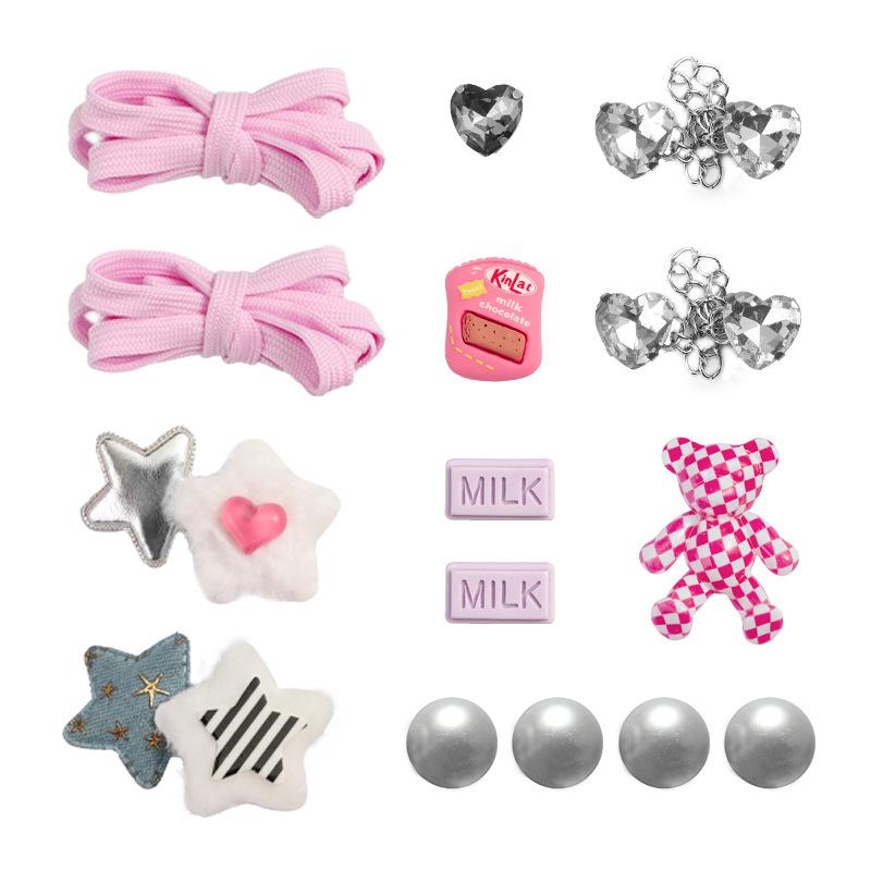 

thick-soled hole shoes for women, breathable household non-slip bag head slippers for summer wear, DIY star beach shoes, cool slippers. 39/40