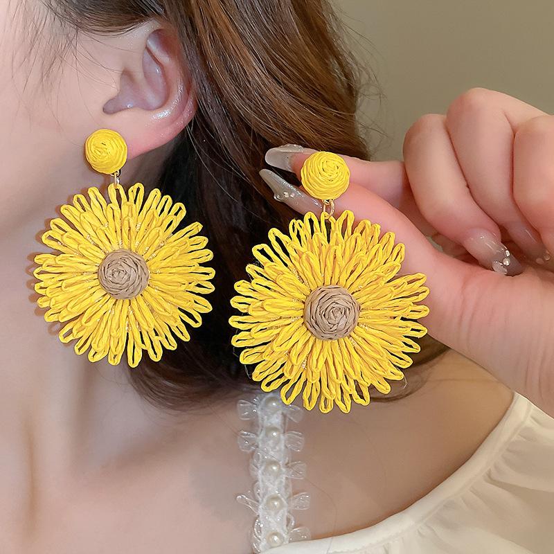 Silver Needle Yellow Flower Tassel Stud Earrings – Spring/Summer Forest Style, Sweet and Fashionable Luxury Ear Accessories for Women.