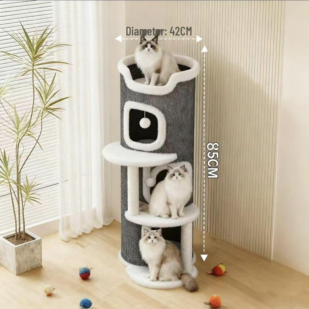 Celoroční kočičí domeček s lezeckou konstrukcí: Vícevrstvý teplý, odolný proti opotřebení design se škrabadlem a dírou ve stromě.