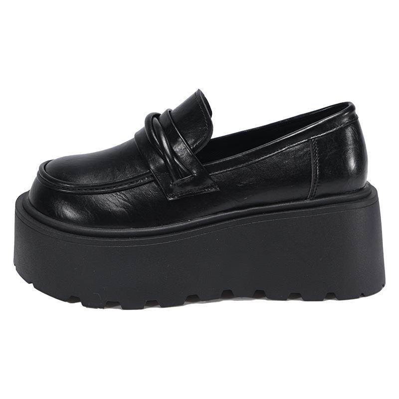 

Muffin thick-soled black small leather shoes for women s 2025 winter new British style retro Japanese, small man Lefu single 35 чёрный