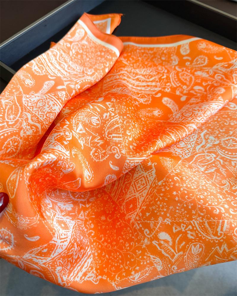 Women S Printed Cashew Pattern Silk Like Square Scarf For Sun Protection And Fashion