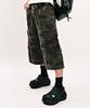 Dideobeulyueseui Cargo Pocket Camo Bermuda Pants