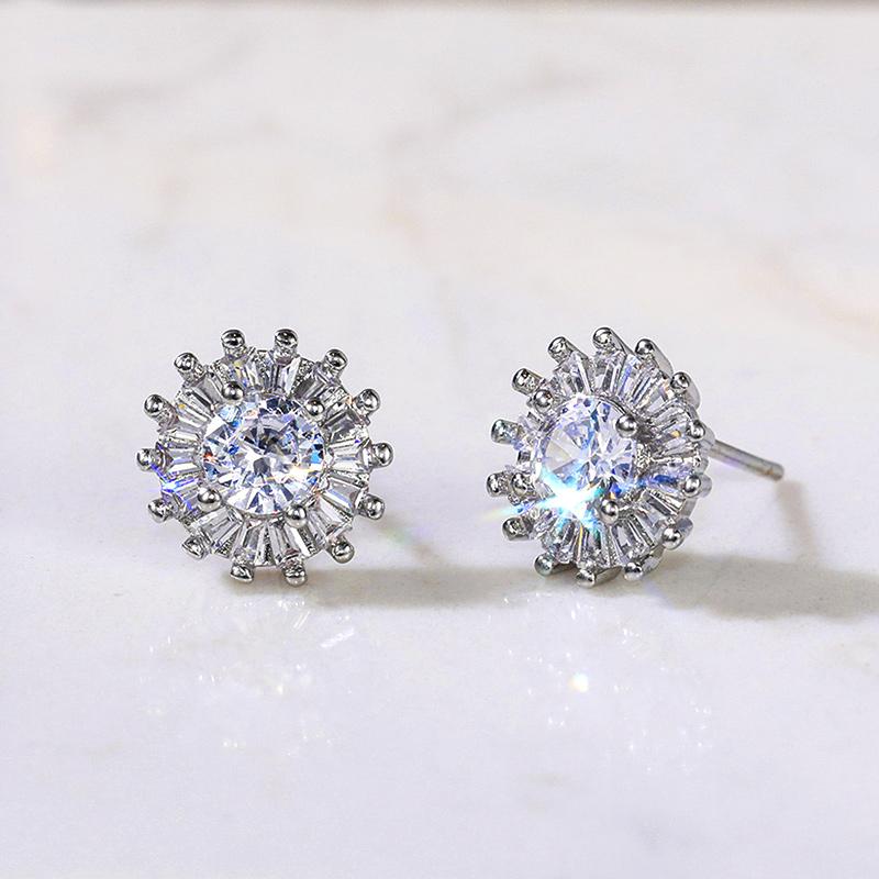 Huitan Newly Cute Stud Earrings Women Shiny White Cubic Zirconia Delicate Daily Wear Party Zircon High Quality Pierced Earrings