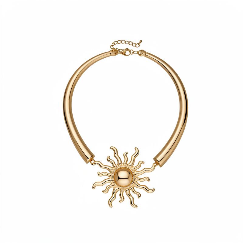Personality Exaggerated Collarbone Necklace European American Metallic Sun Niche High‑End Temperament Adjustable Decorative Necklace