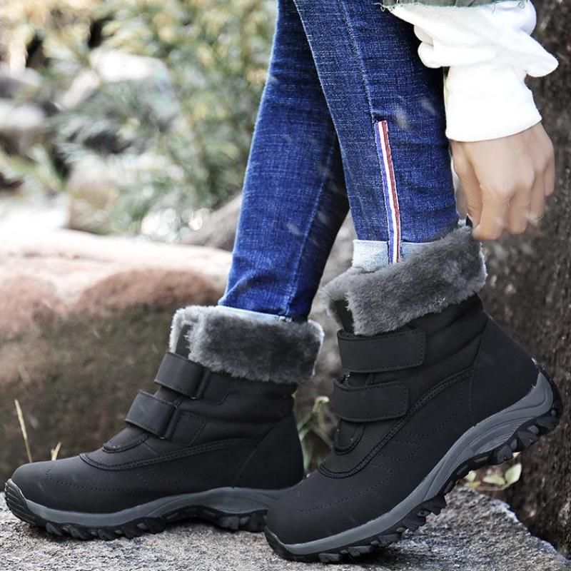 

Жіноче взуття великого розміру Осінь і зима Тепле бавовняне взуття Однотонні снігові черевики Мамині черевики 35 чорний