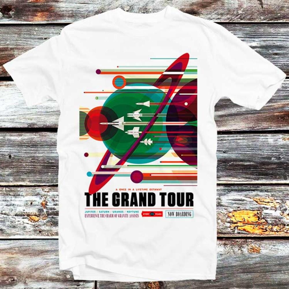 

Футболка из 100% хлопка плотностью 230 г/м2, футболка NASA Grand Tour с принтом постера Voyager Mars Space Travel Shirt Jupiter Saturn Top Tee Лучший подарок на день рождения Trending Sty XS белый