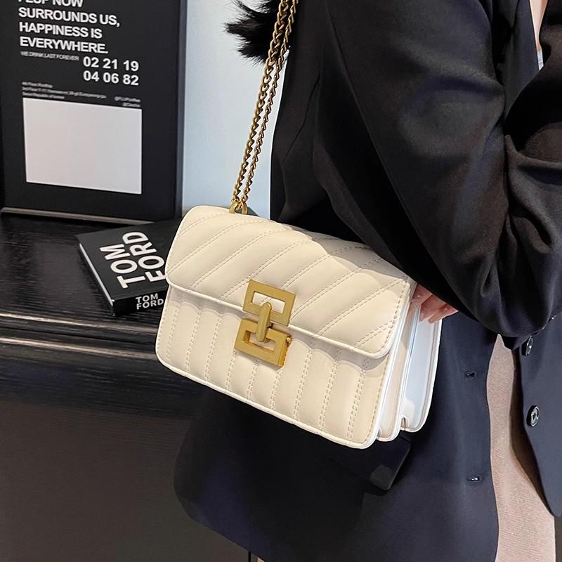Autumn and Winter Retro Small Bag Women's New Popular Versatile Chain Messenger Bag Fashionable Shoulder Small Square Bag