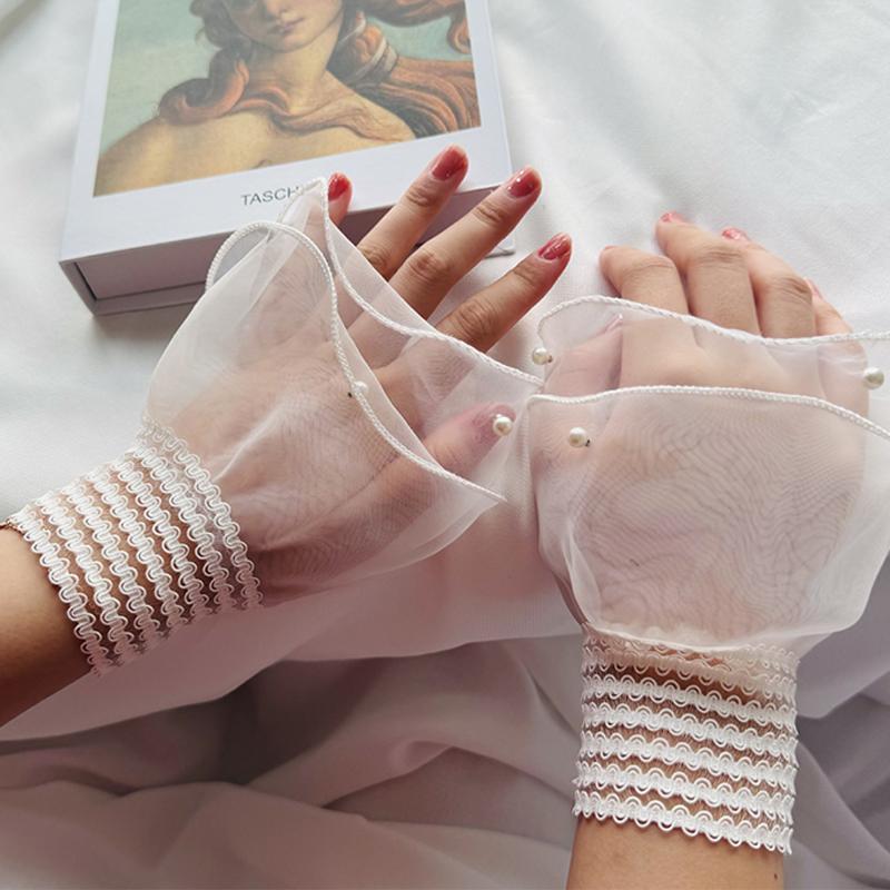 Lace False Sleeves Women'S Sweet Lace Mesh Pearl Bell Sleeves Wrist Sleeve For Weddings And Parties