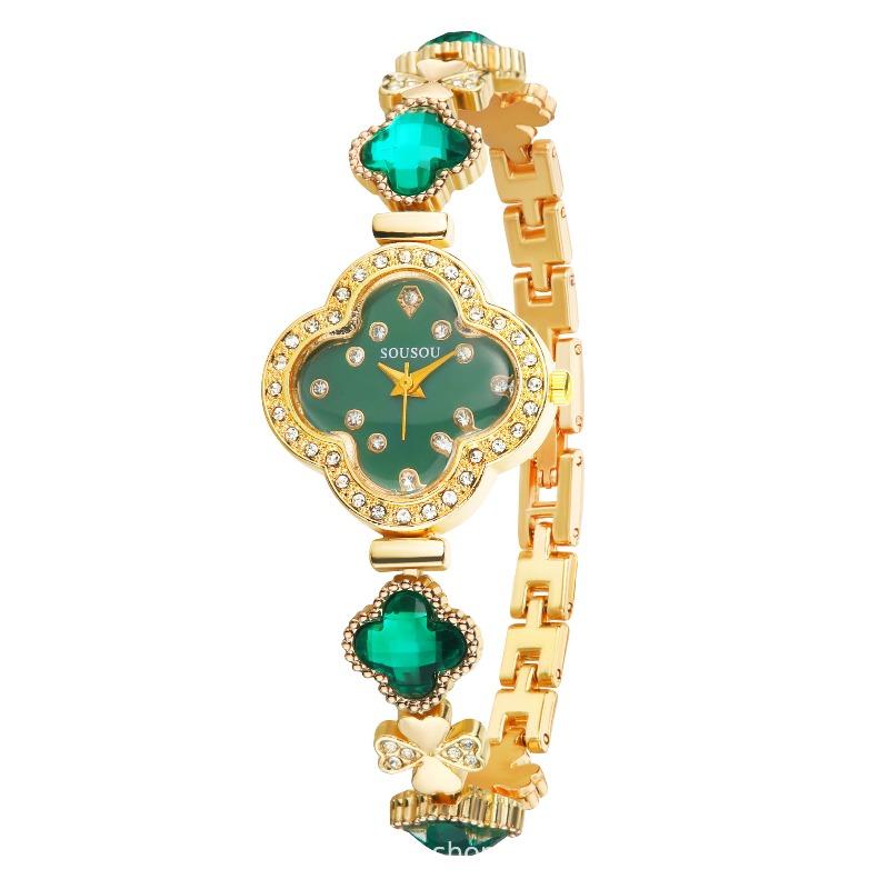 Fashionable temperament, light luxury, diamond studded bracelet, women's quartz watch, clover shaped wristwatch