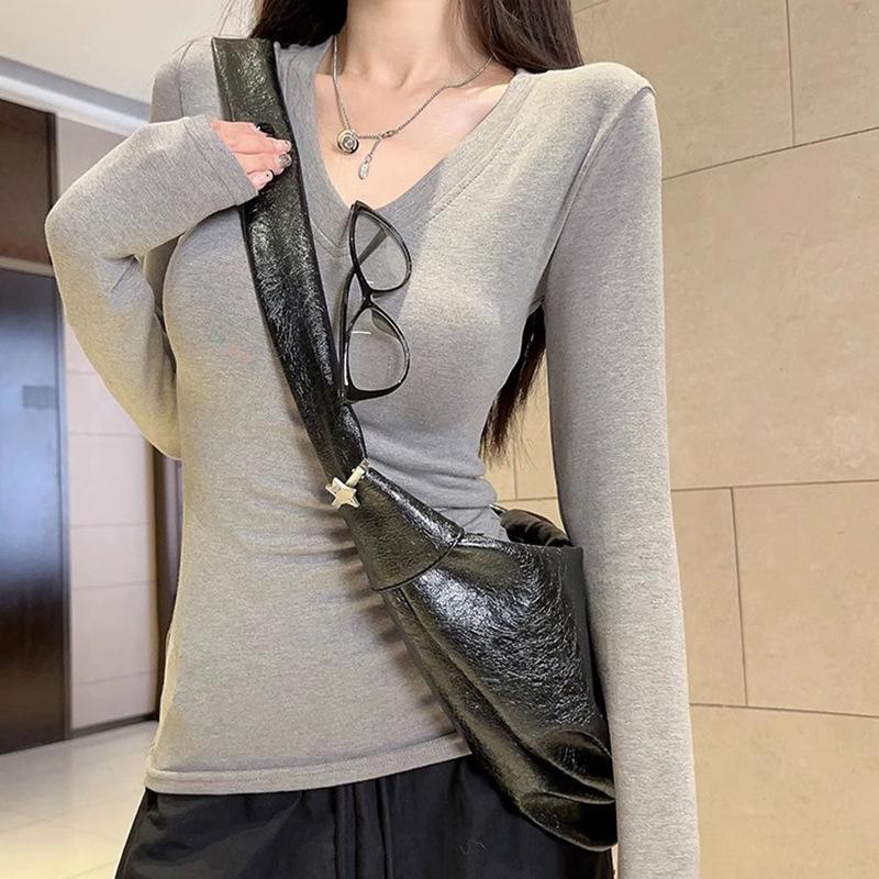 Black V-Neck Short Sleeve Women's Fitted Shoulder T-Shirt