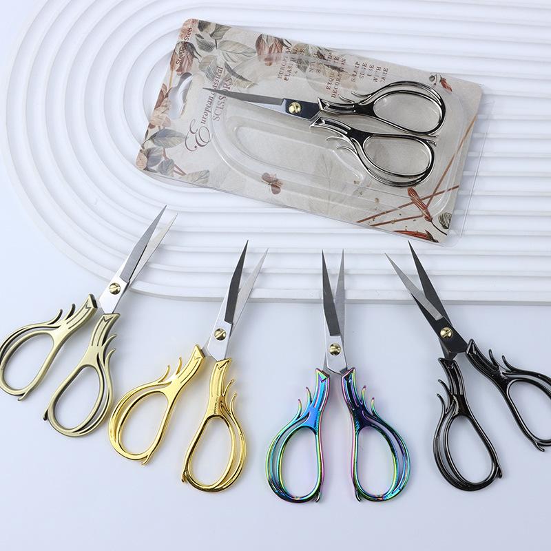Portable Stainless Steel Scissors for Crafts, Thread Ends & Tea Ceremonies - Sharp Tip, Retro Design