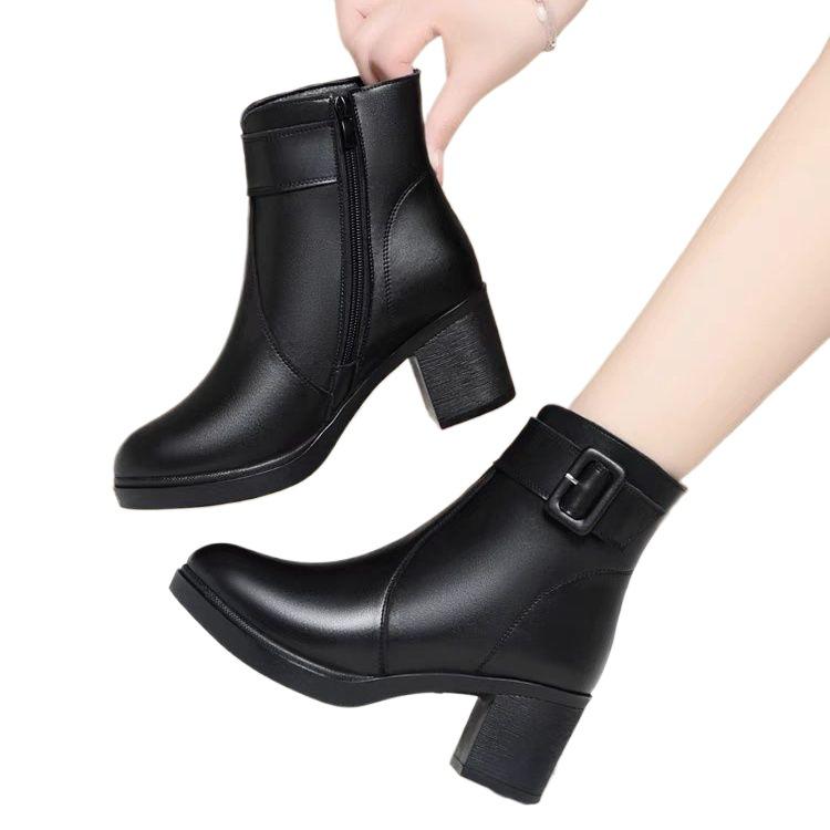 Damen Stiefeletten mit Blockabsatz, Fleecegefütterte Lederschuhe für den Winter, Mittelhoher Absatz, Weiches Leder, Ideal für Frauen mittleren Alters und Mütter