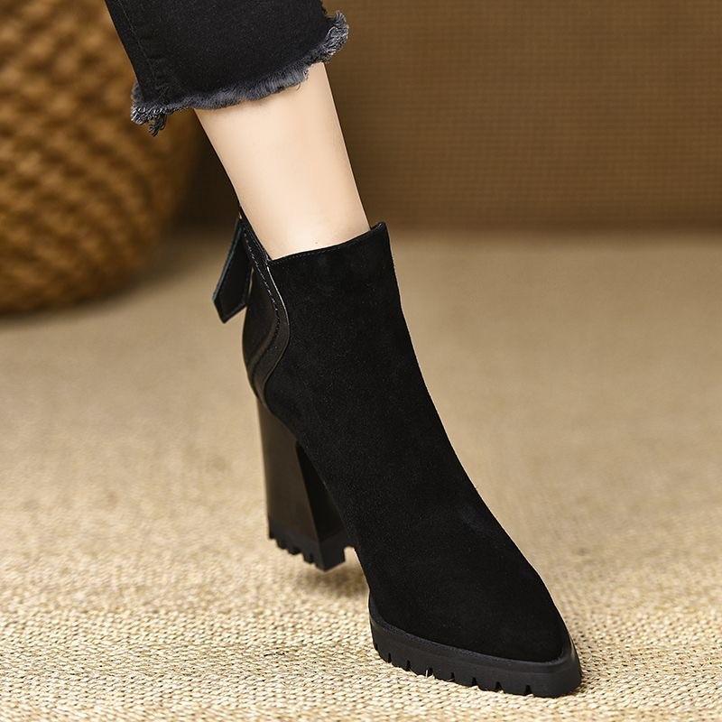 Small Martin Boots Platform 2025 Winter New Fashionable and Comfortable Women's Boots High Heels Thick Heel Pointed Short Boots