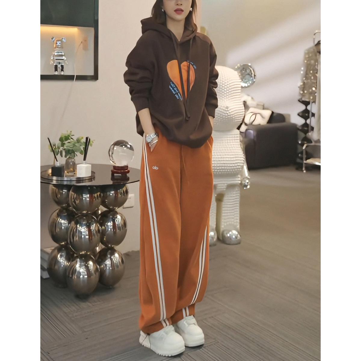 2026 Fall/Winter Casual Coffee Hoodie & Wide-Leg Pants Set - Slimming Two-Piece Autumn Fashion S