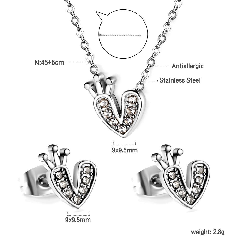 Fashion Versatile Sticky Diamond Jewelry Small Fresh Crown Heart Pendant Necklace Small Earrings Stainless Steel Jewelry Set Women