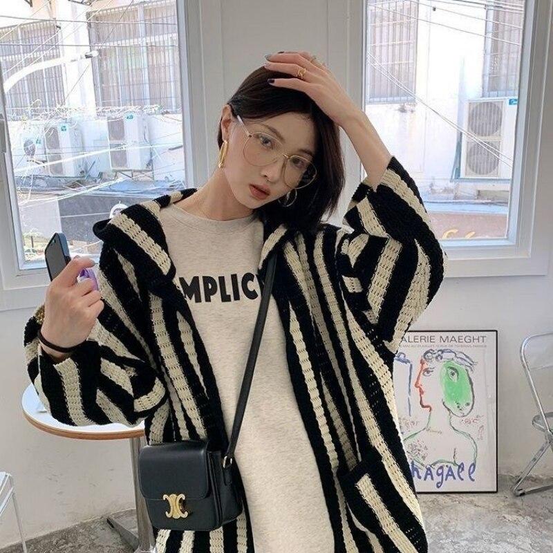 Strickjacke pullover weibliche 2022 casual frauen top Koreanische langarm chic design streifen mit kapuze pullover weiblichen mantel tops