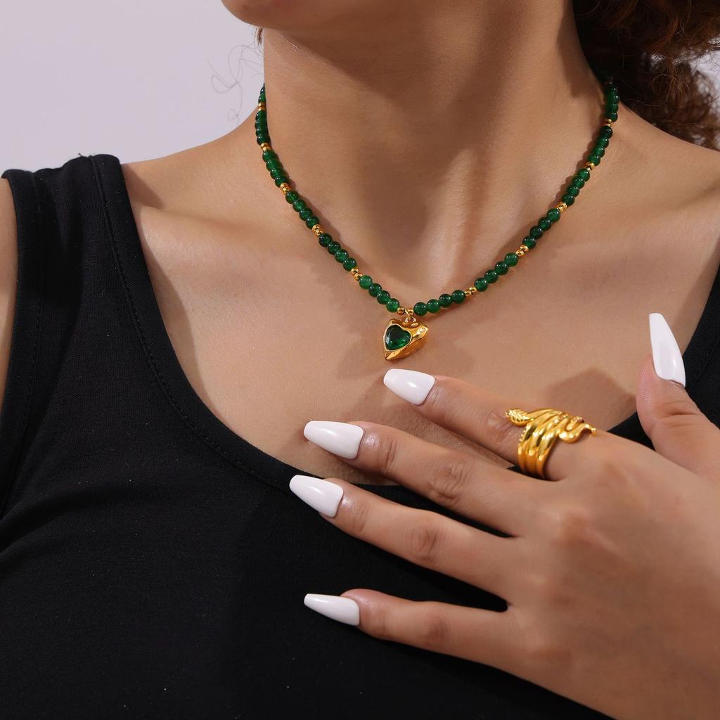 Wind Green Stone Splicing Beaded Titanium Steel Necklace Niche Design Simple Temperament Special-Shaped Love Pendant