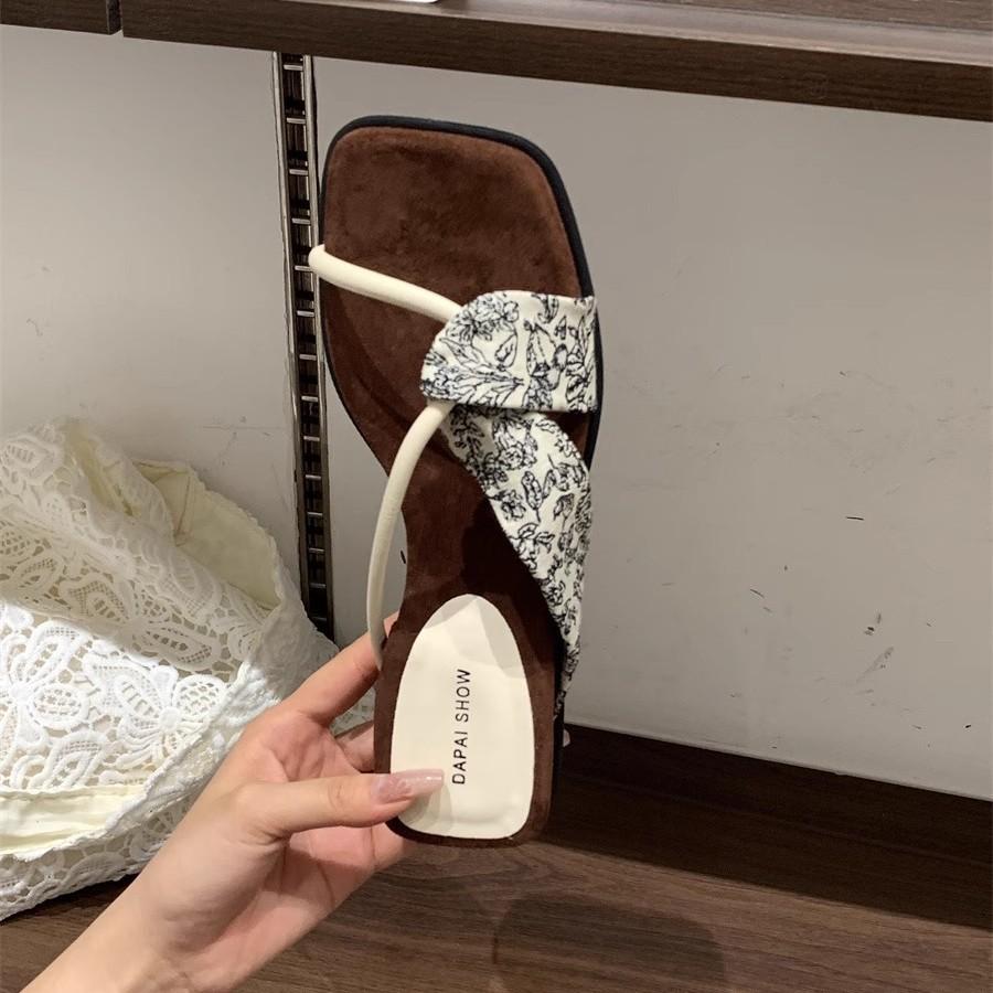 Thick-bottomed half-slippers women's niche outer wear 2025 summer black with open toe inner height increase casual cool slippers