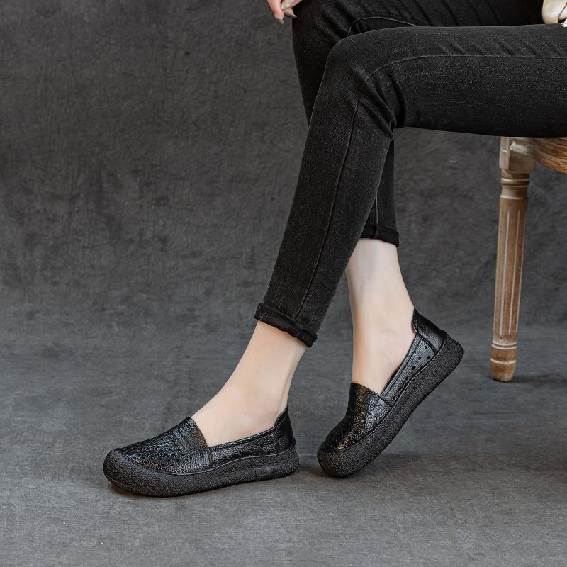 Summer new leather hollow women's single shoes soft sole non-slip one pedal casual hole women's sandals flat sole