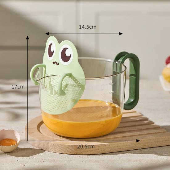 Egg Beating Cup with Handle And Filter Plate Plastic Measuring Cup for Cooking And Baking Kitchen Supplies for Egg Liquid Filtration Fruit Cleaning